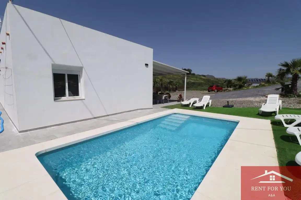 Piscina de Casa o chalet de alquiler en Cártama con Jardín privado, Terraza y Piscina