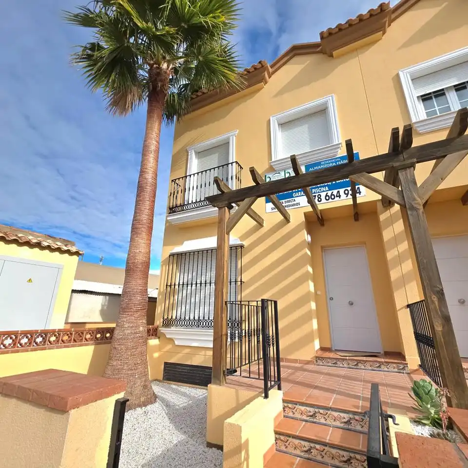 Exterior view of Flat for sale in Cuevas del Almanzora  with Private garden, Terrace and Community pool