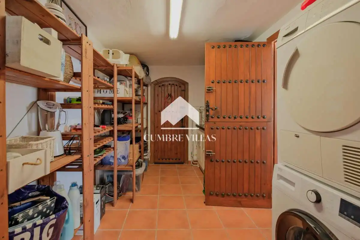 Casa o xalet en venda en Almuñécar amb Jardí privat, Terrassa i Traster