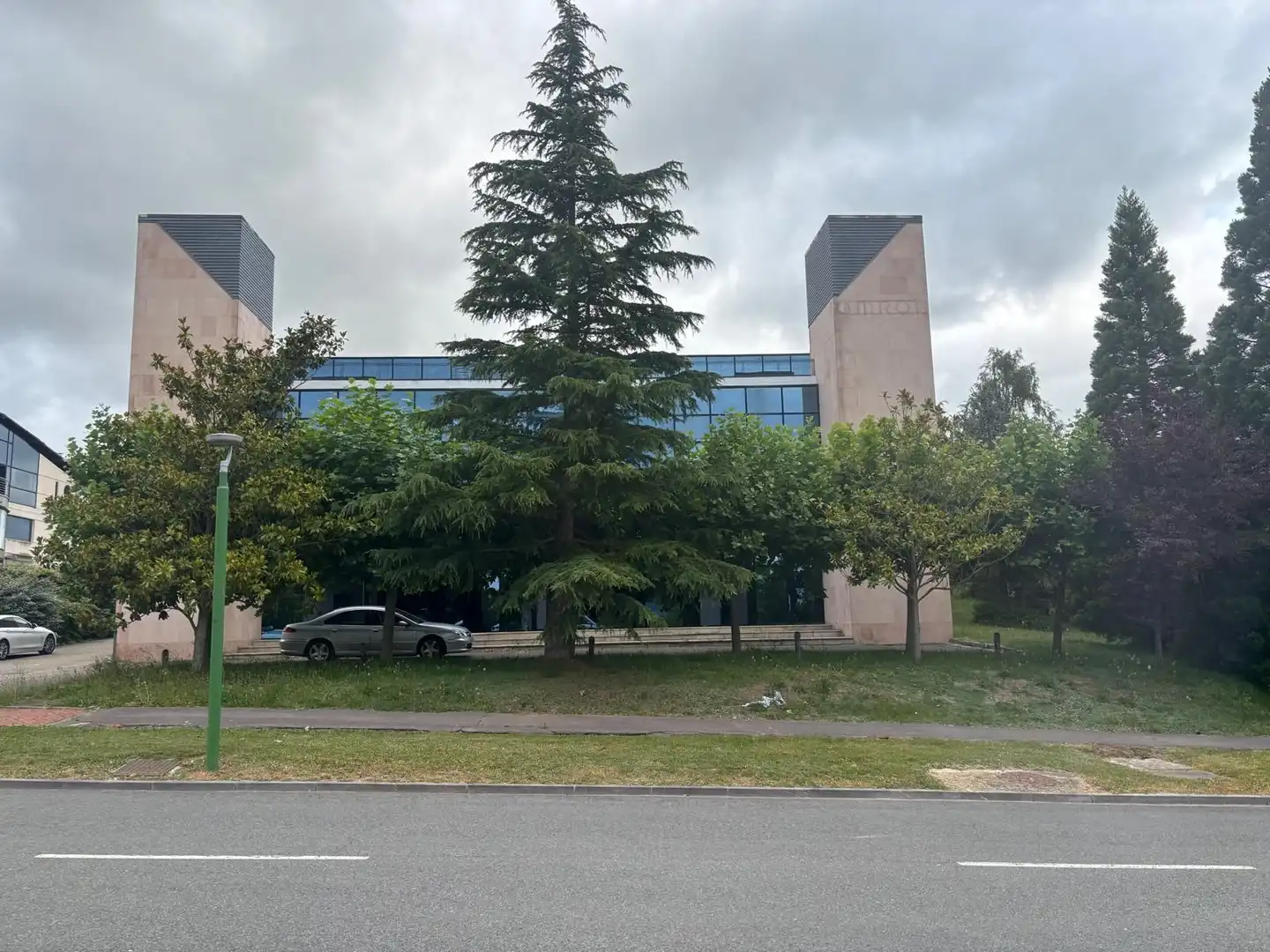 Exterior view of Buildings for sale in Vitoria - Gasteiz