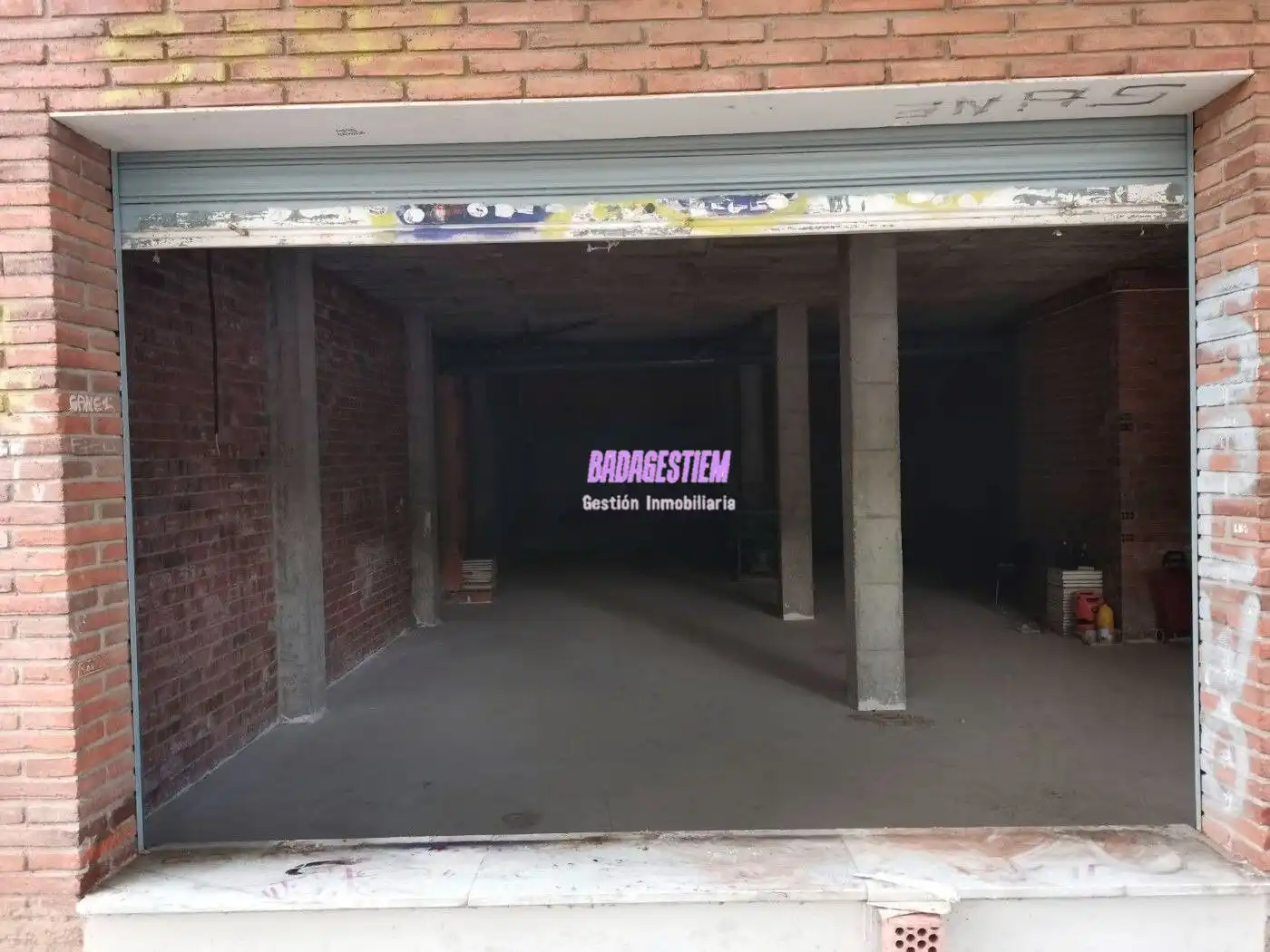 Local comercial de lloguer a Carrer Torrent De La Font, imagen 4