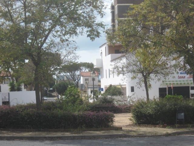 Vista exterior de Casa o xalet de lloguer en Islantilla amb Terrassa i Moblat