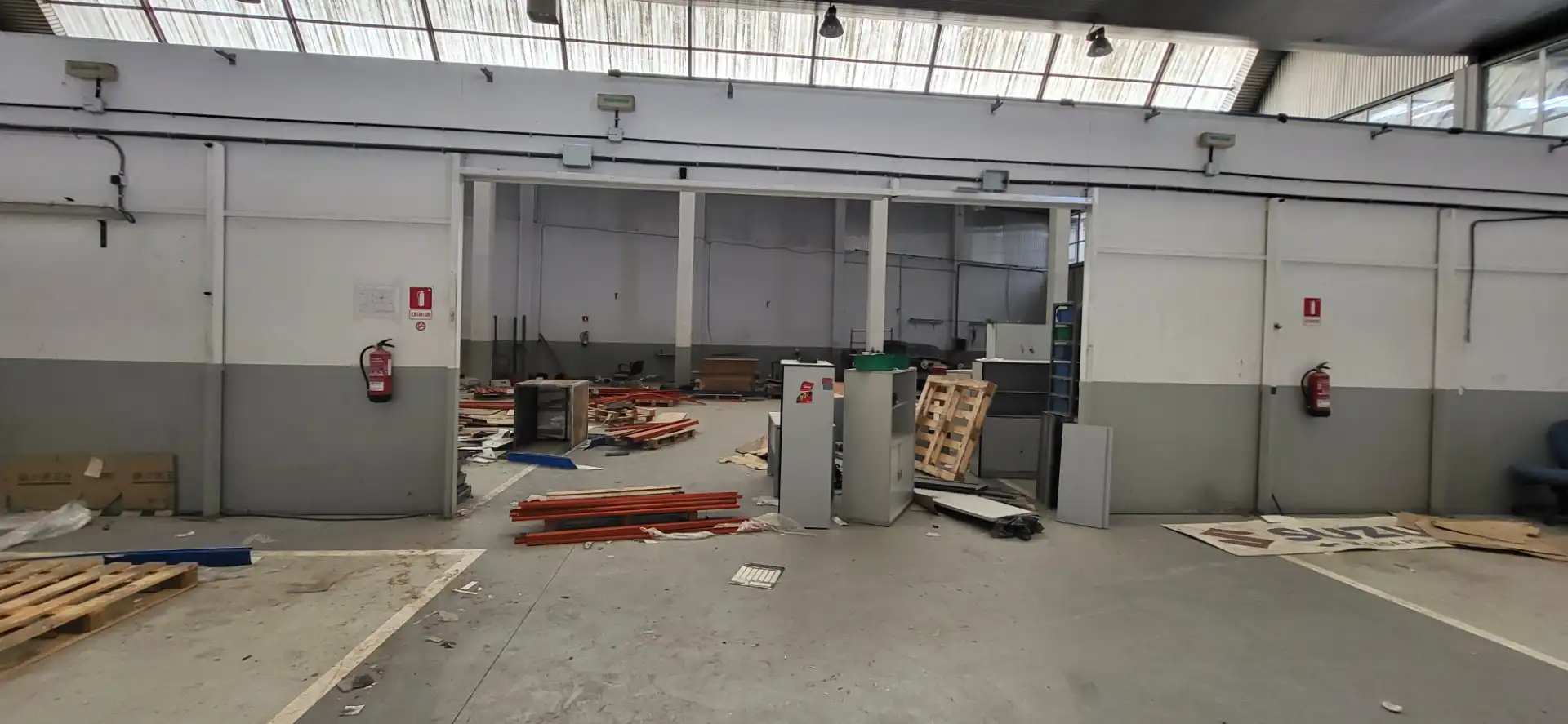 Nau industrial en venda en Burlada / Burlata amb Alarma