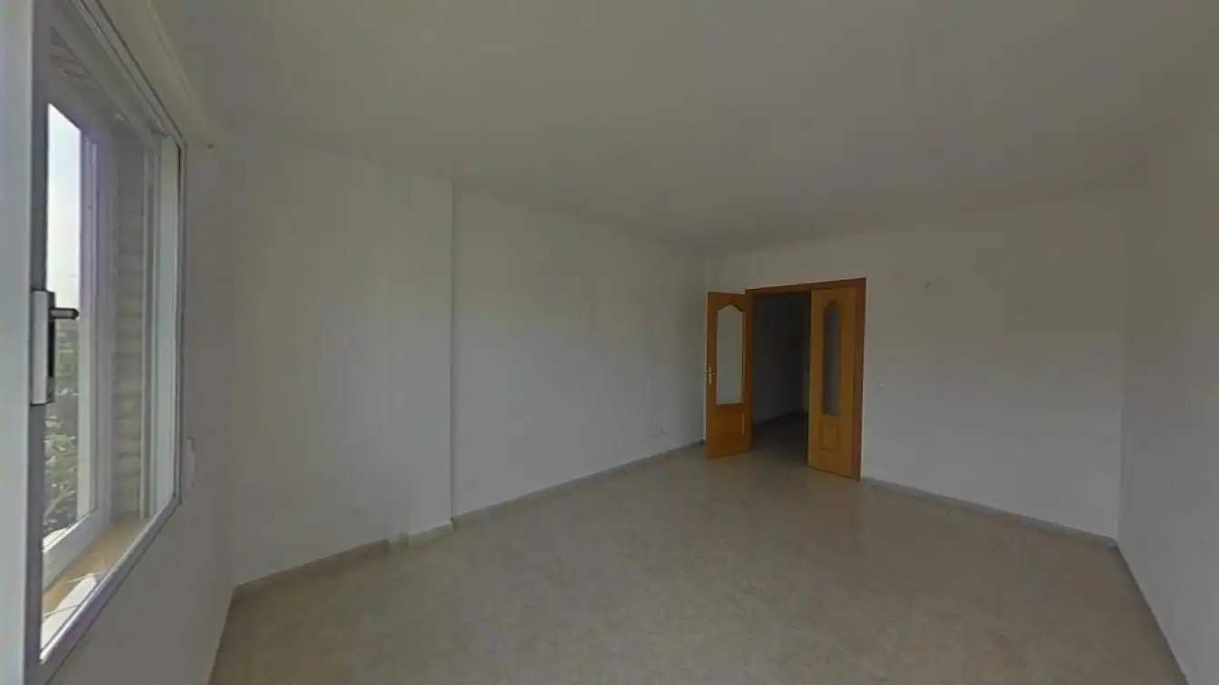 Flat for sale in Parla