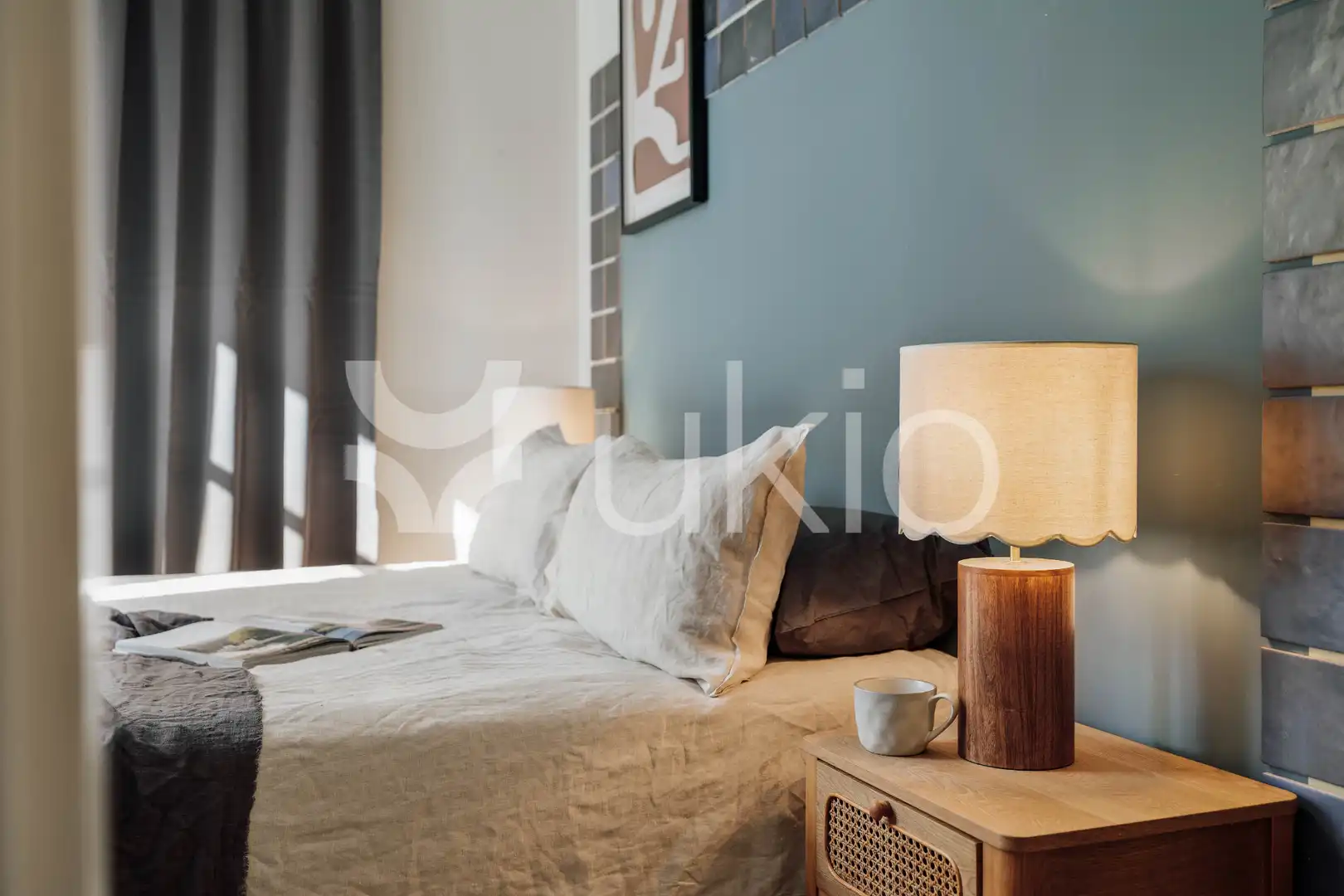 Dormitori de Apartament de lloguer en Barcelona amb Aire condicionat, Calefacció i Moblat