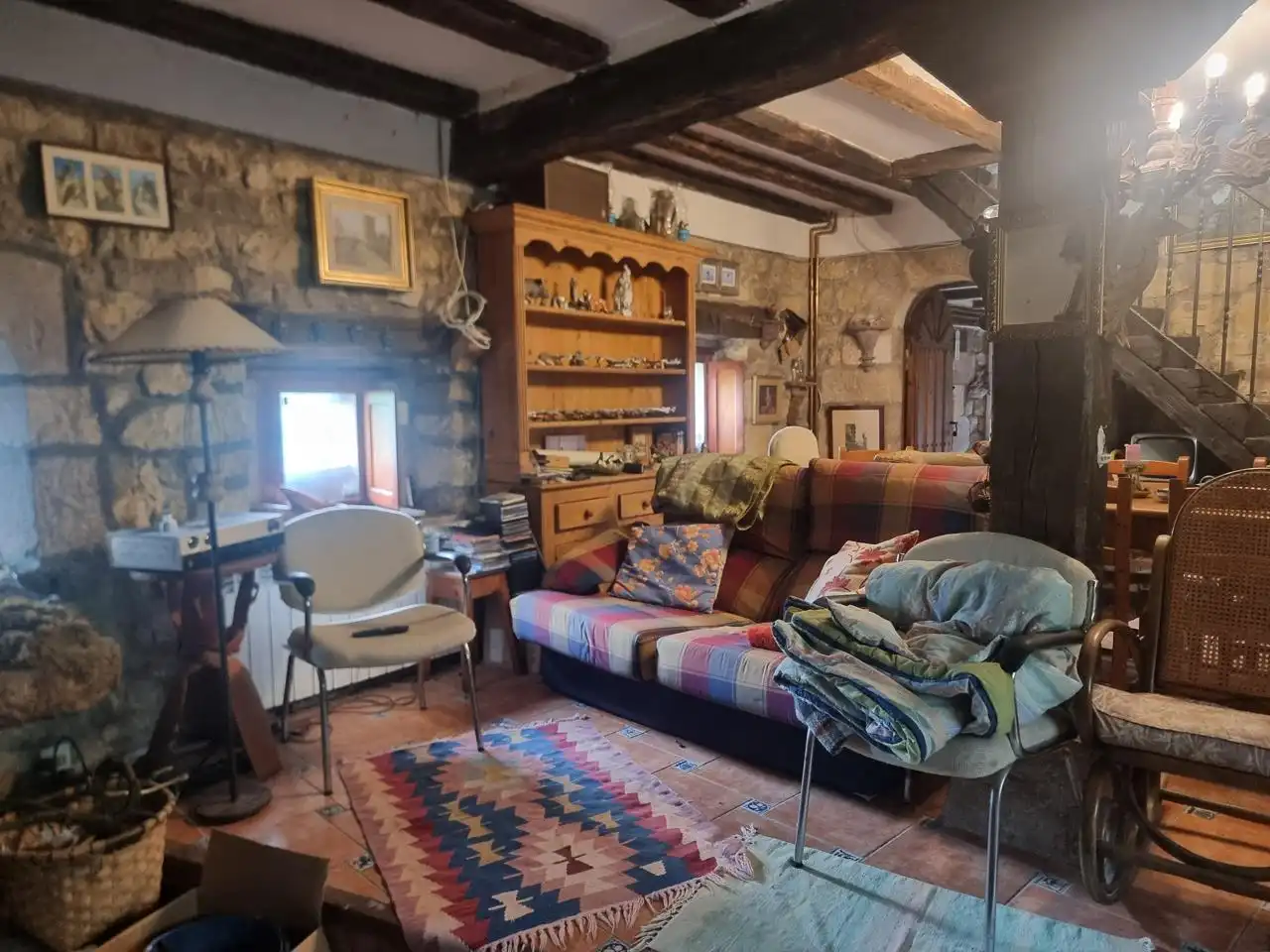 Sala de estar de Casa o chalet en venta en Corvera de Toranzo con Calefacción, Jardín privado y Parquet