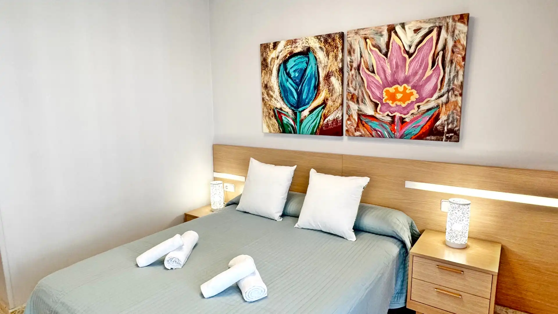 Habitación de Apartamento de alquiler en Gandia con Aire acondicionado, Calefacción y Terraza