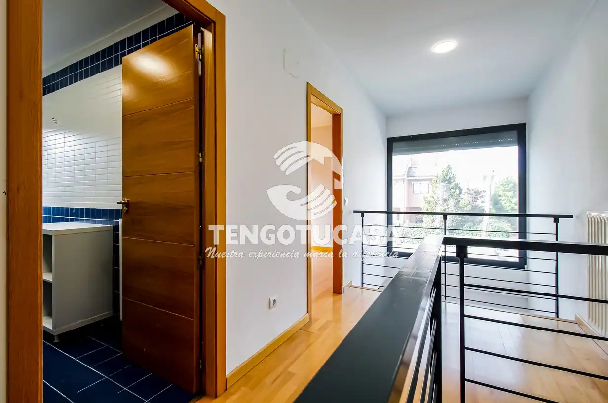 Detached homes for rent in Madrid  with Air Conditioner, Heating and Private garden