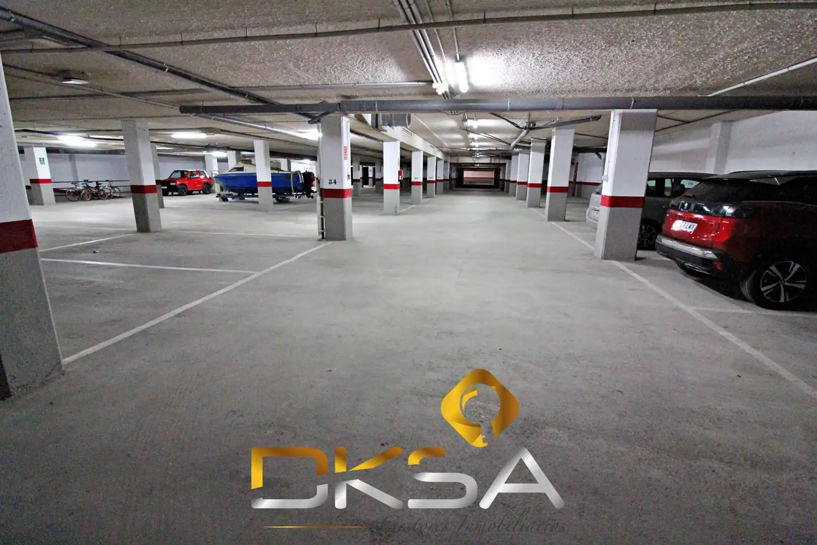 Parking of Apartments for rent in Oropesa del Mar / Orpesa  with Air Conditioner, Heating and Private garden