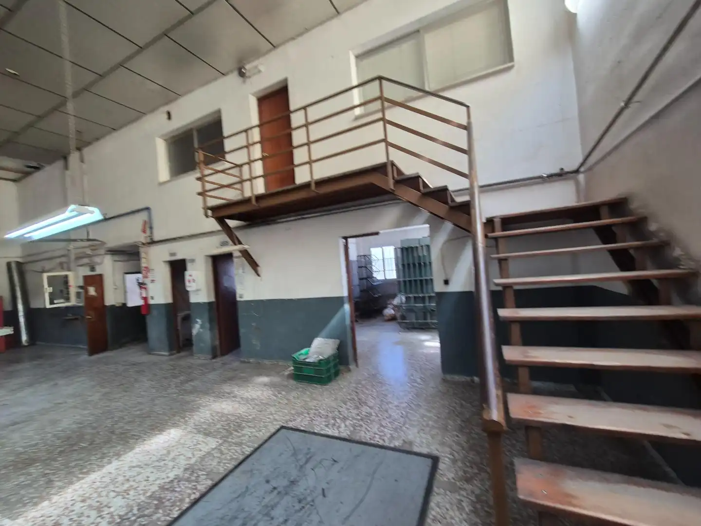 Nave industrial en venta en Elda