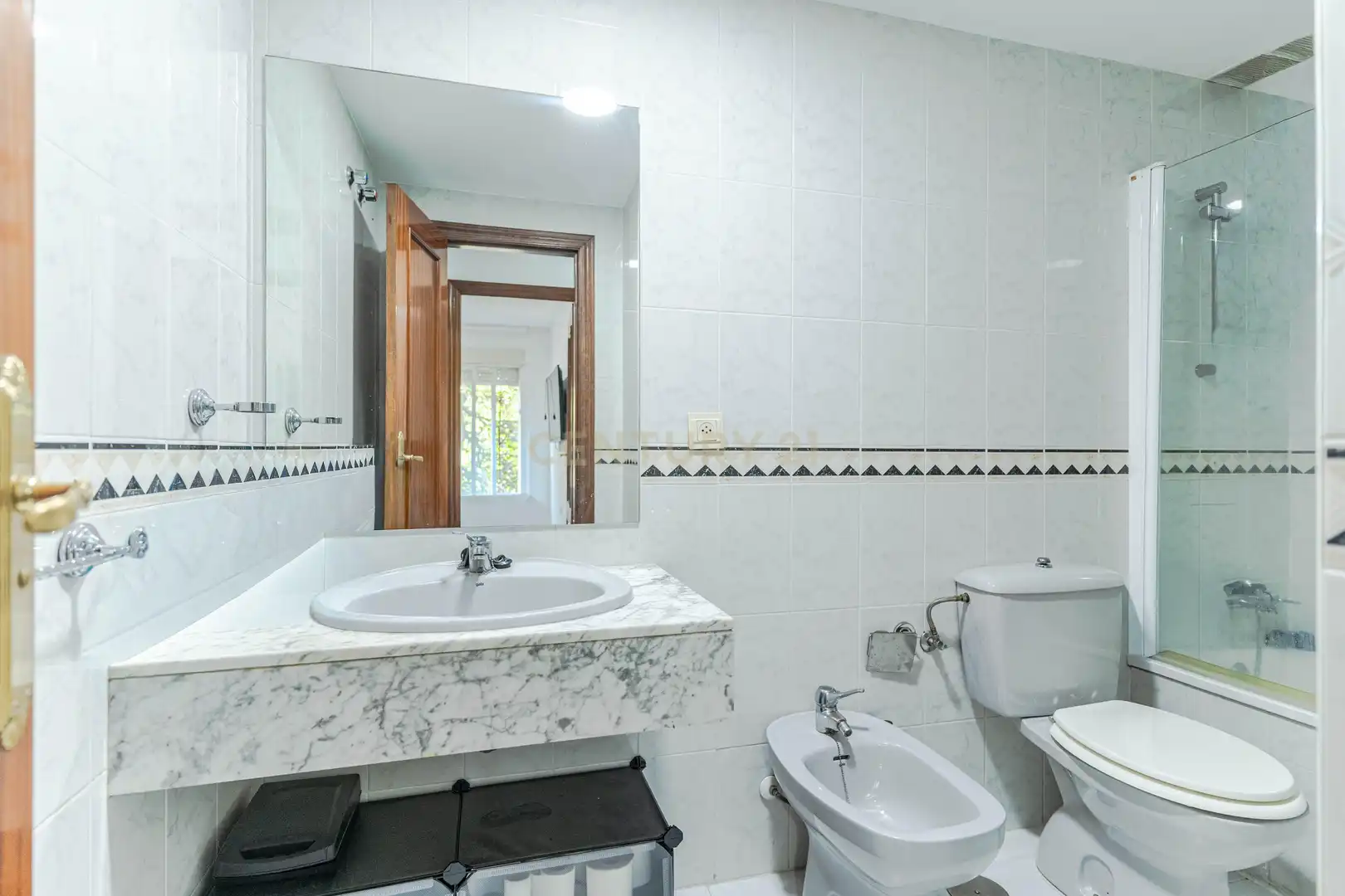 Baño de Apartamento en venta en Granada con Aire acondicionado