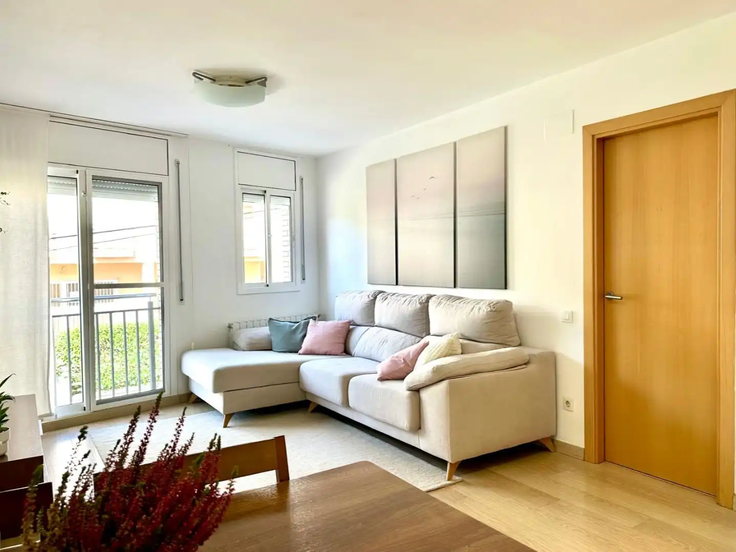 Sala d'estar de Pis en venda en Sant Feliu de Codines amb Aire condicionat