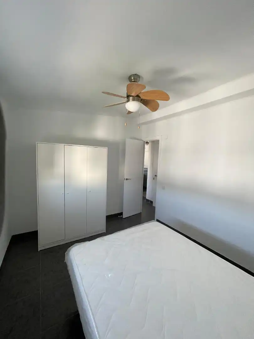 Bedroom of Flat for rent in Utrera  with Furnished, Oven and Washing machine