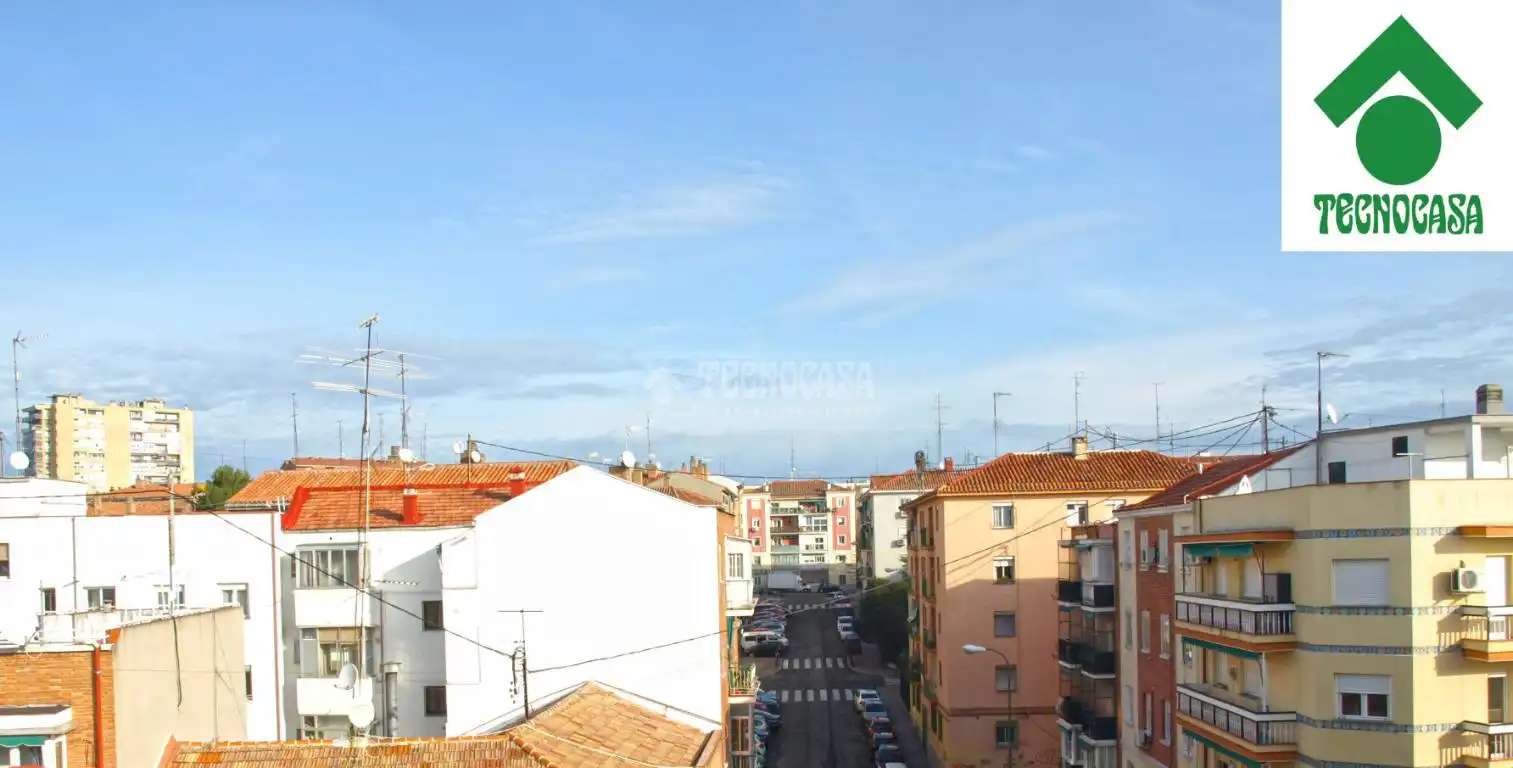 Piso en venta en Puerta del Ángel