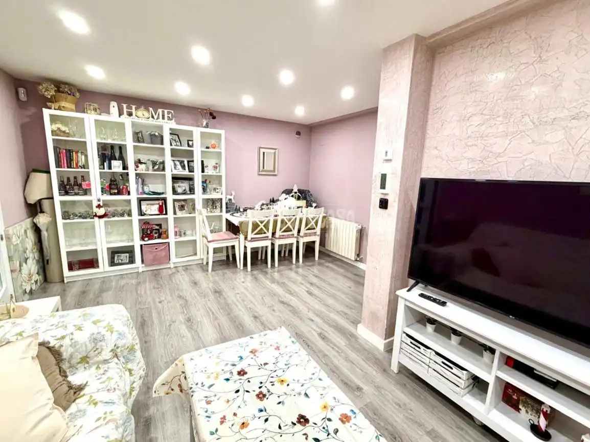 Sala de estar de Piso en venta en Móstoles con Aire acondicionado, Calefacción y Alarma