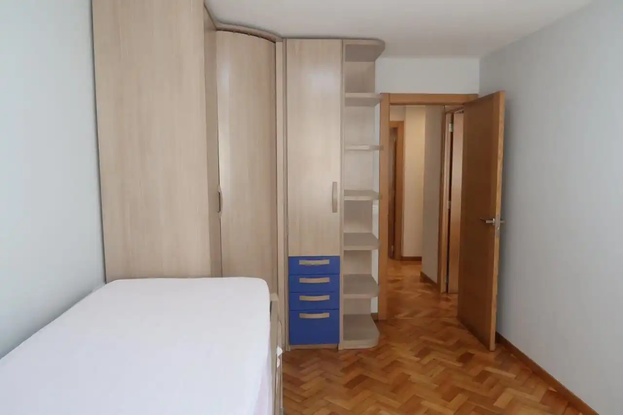 Piso con ascensor en venta en Almirante Romay, imagen 31