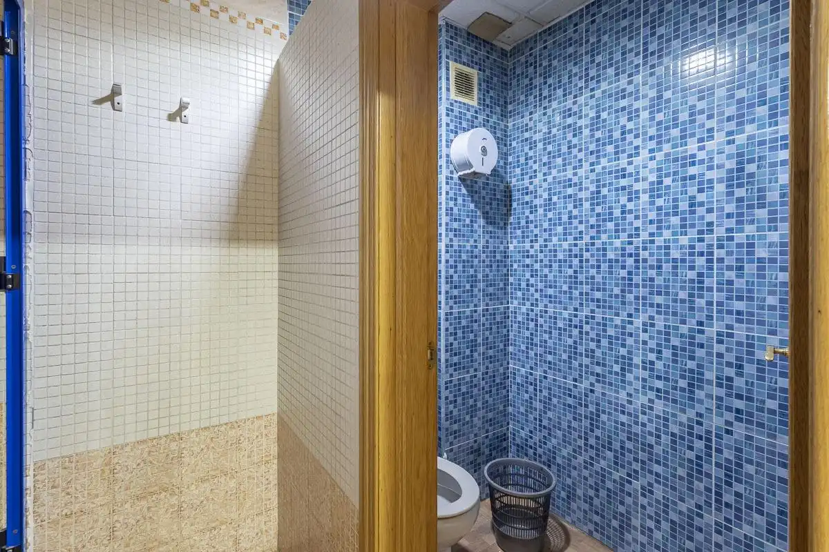 Baño de Local en venta en Beiro