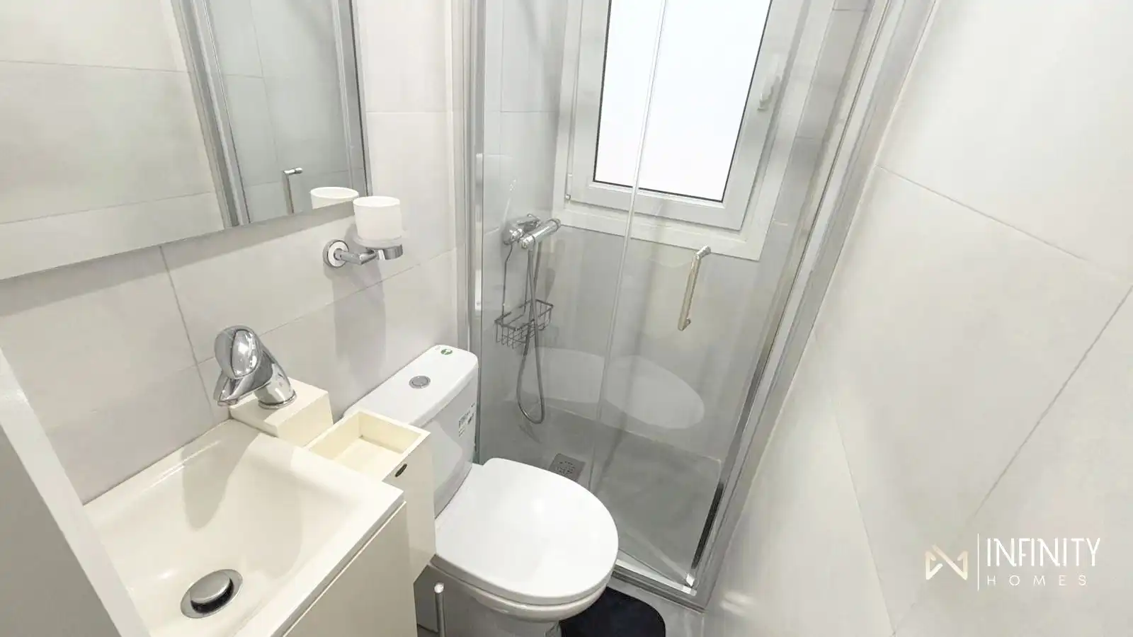 Baño de Piso de alquiler en Bilbao  con Calefacción