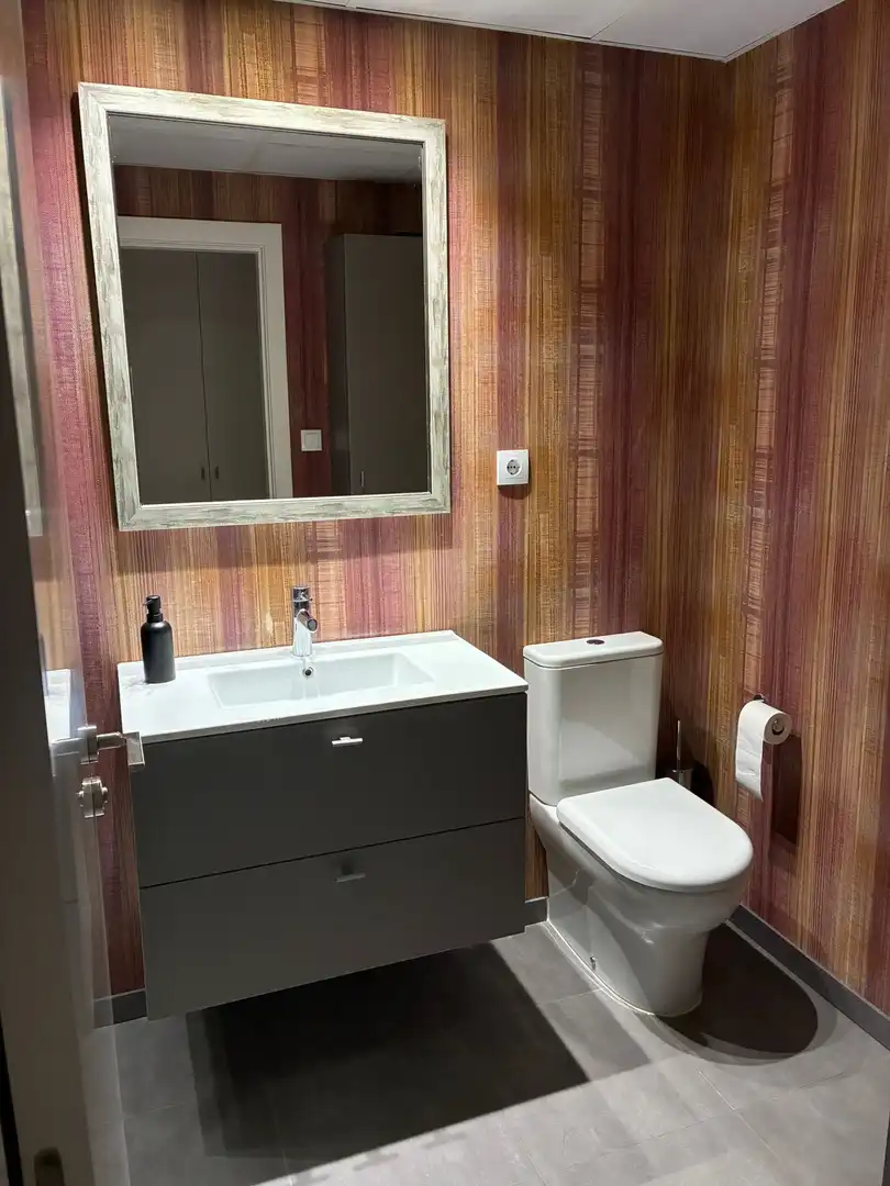 Bathroom of Flat for sale in Zaragoza  with Air Conditioner, Heating and Terrace