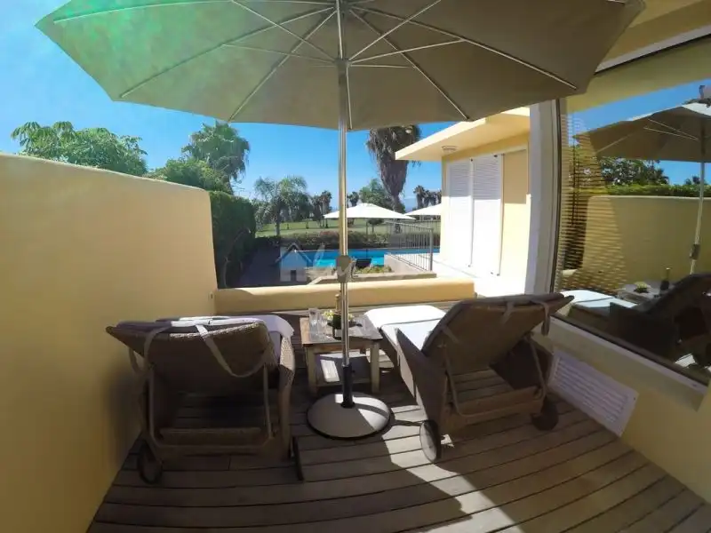 Apartamento en venta en La Caleta