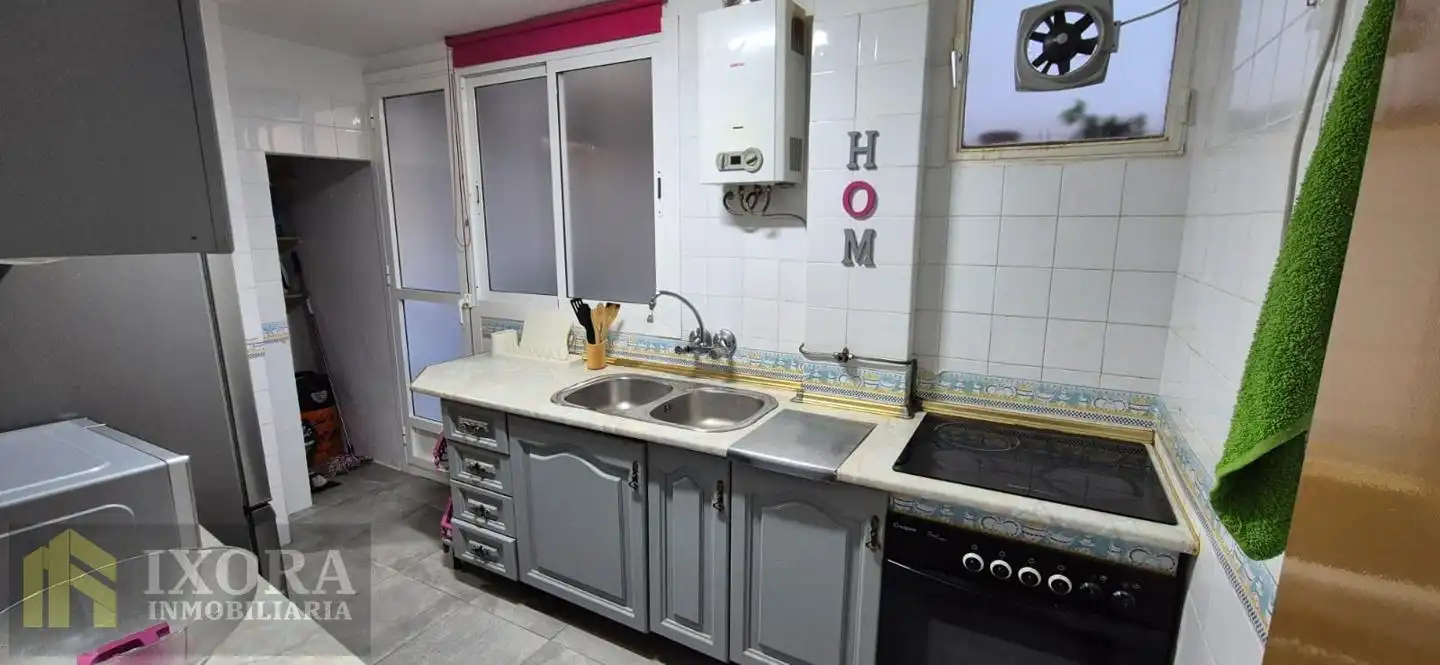 Küche von Wohnung zum Verkauf in Linares mit Terrasse