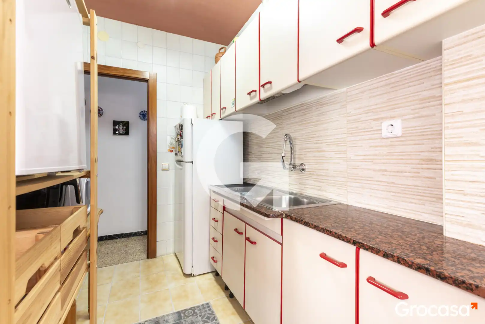 Küche von Wohnung zum Verkauf in Sant Joan Despí mit Klimaanlage, Heizung und Balkon