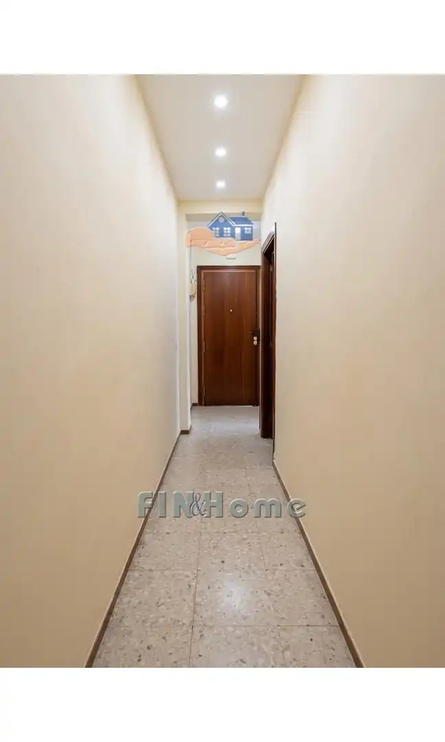 Flat for sale in Sevilla  with Air Conditioner, Terrace and Furnished