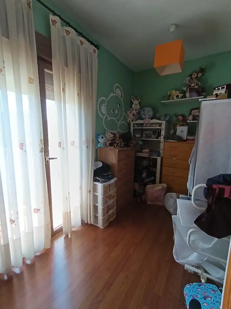 Dormitori de Casa o xalet en venda en Albalate de Zorita amb Aire condicionat, Calefacció i Jardí privat