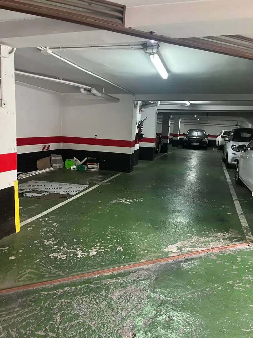 Parking de Garaje de alquiler en Zaragoza