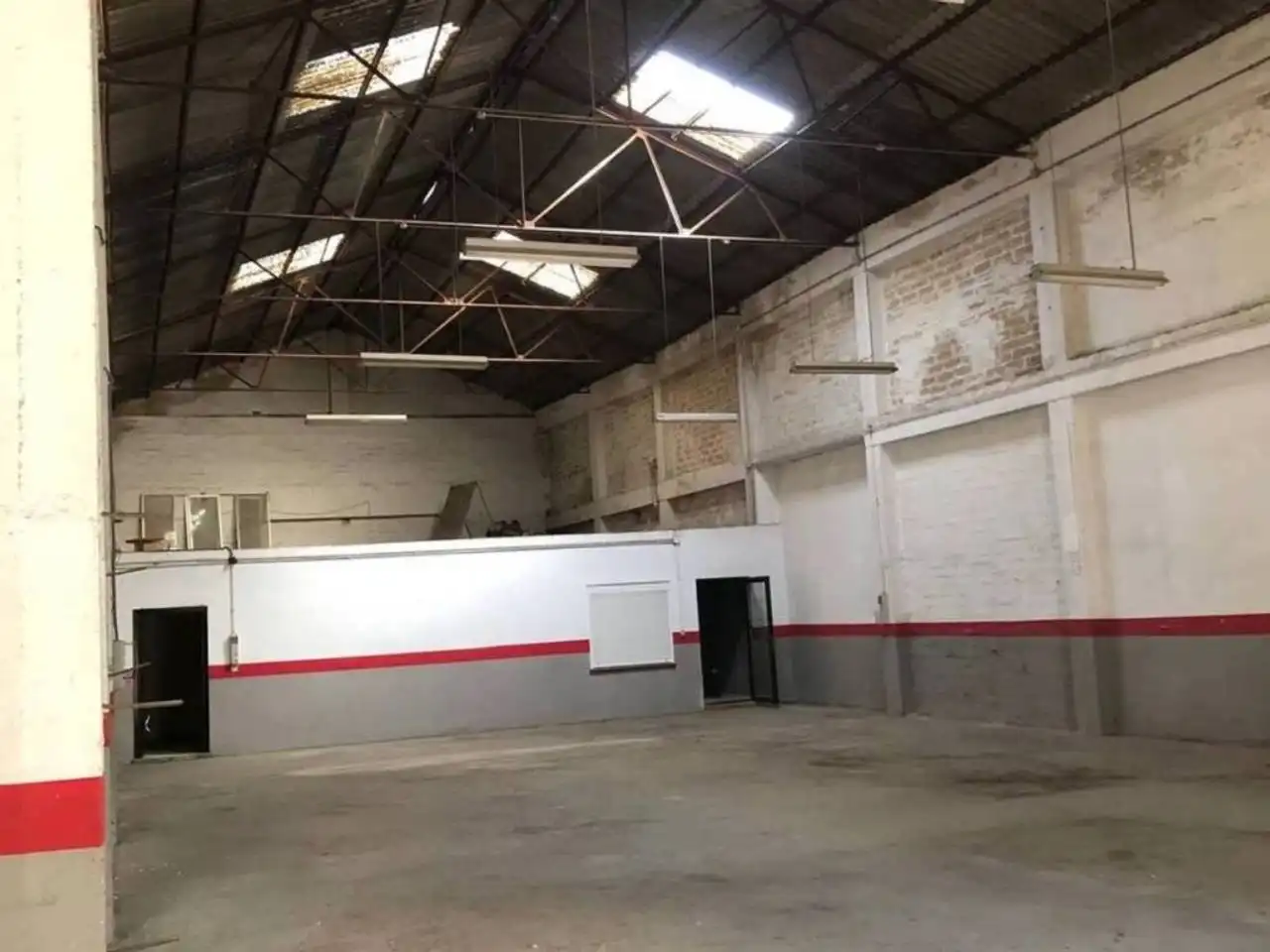 Fabrikhallen zur Miete in Don Benito