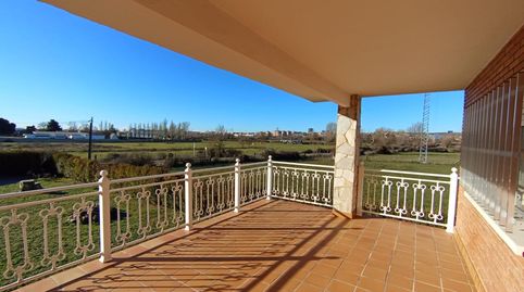 Foto 3 von Haus oder Chalet zum Verkauf in Mariano Fortuny, Villaquilambre, León