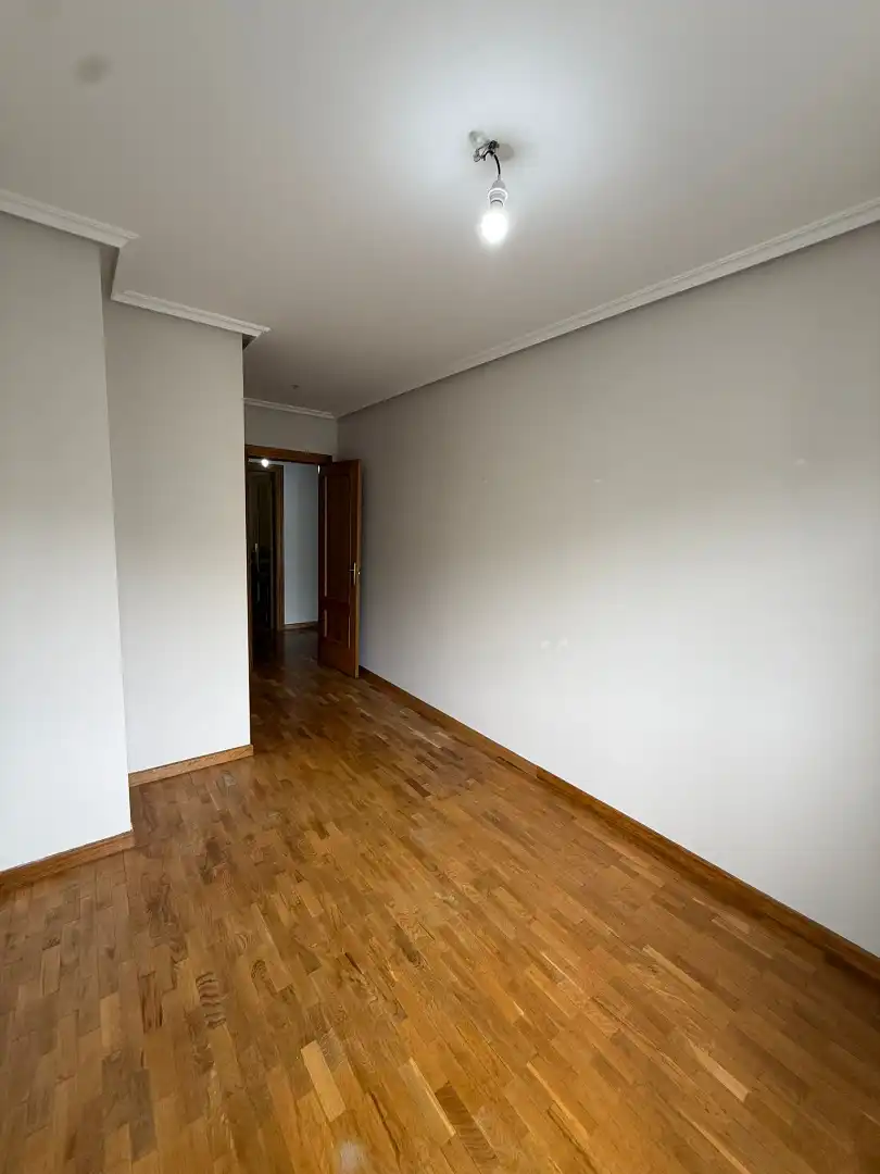 Flat for sale in Oviedo   with Heating