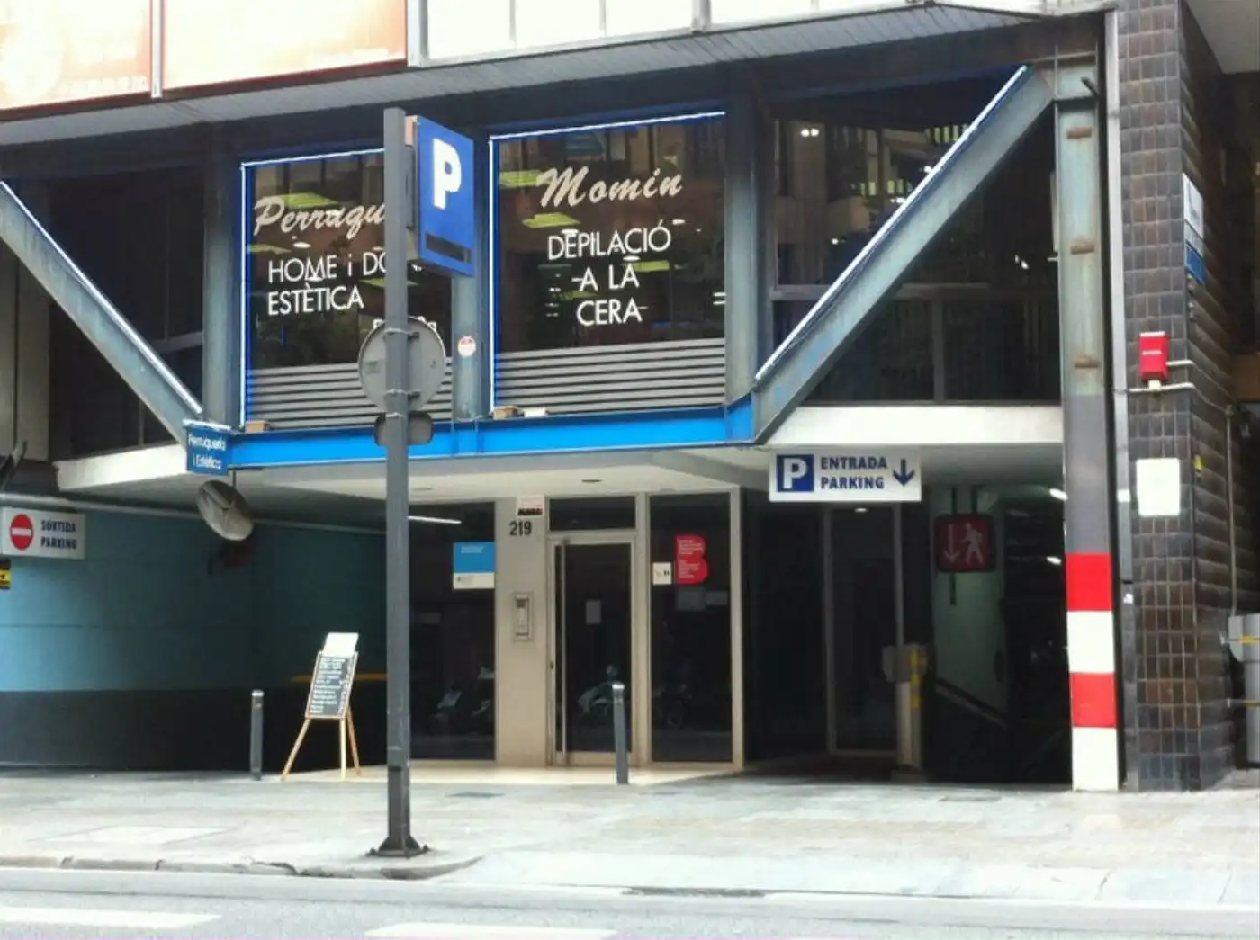 Parkplatz von Garage zur Miete in Barcelona