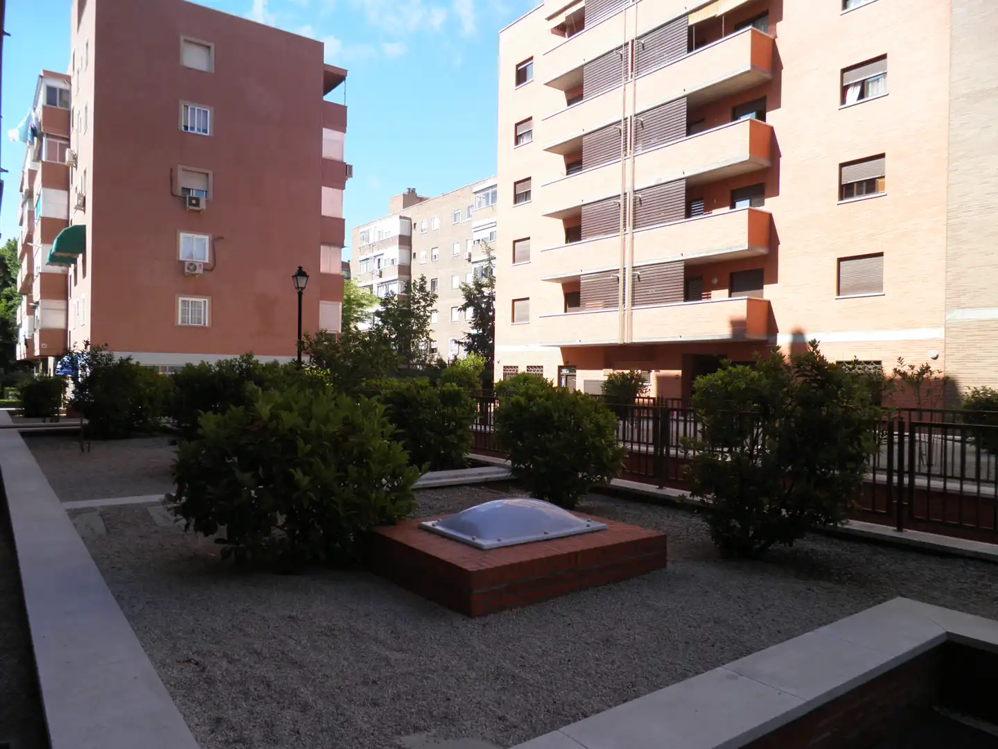Terrassa de Planta baixa de lloguer en Madrid amb Calefacció, Jardí privat i Forn