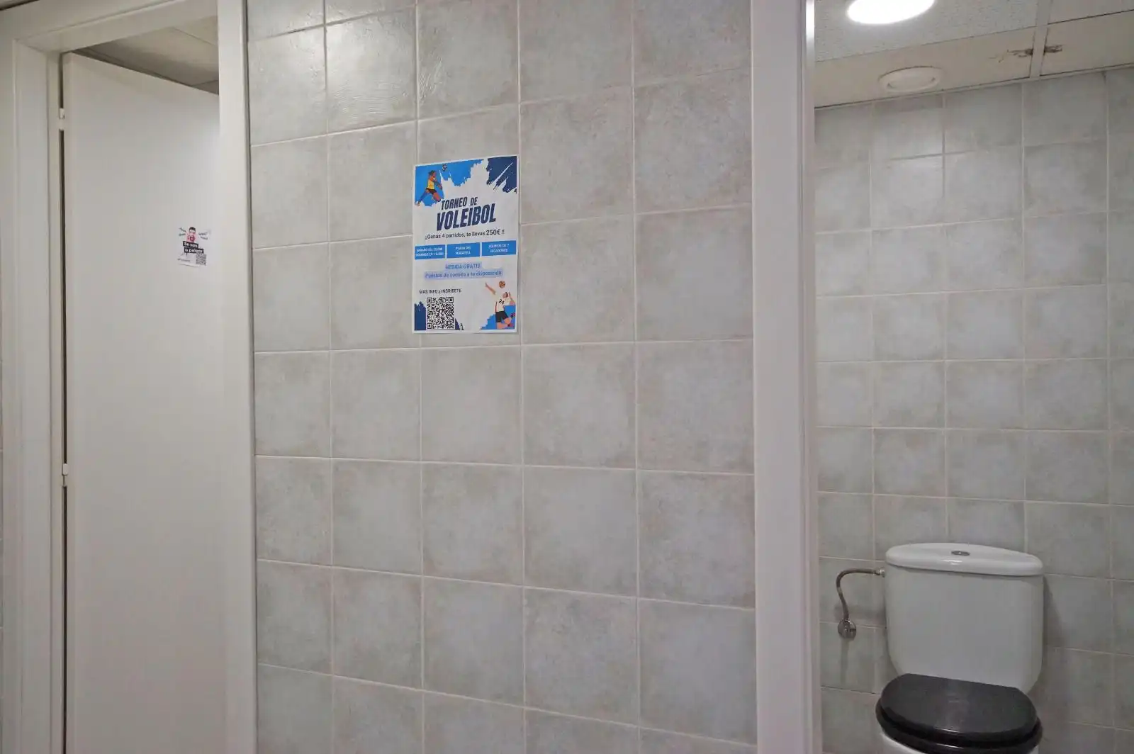 Business premises for sale in Calle Pallars 73, imagen 13