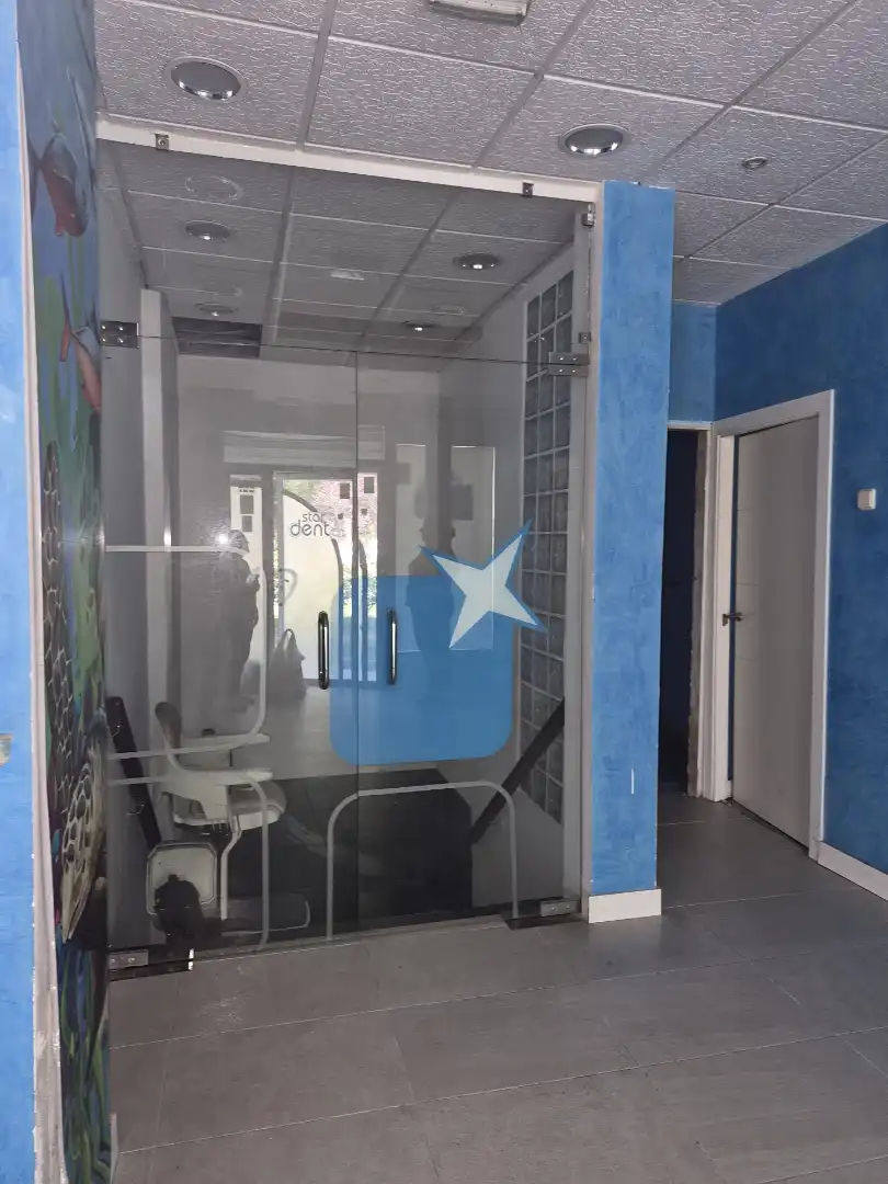 Local comercial de lloguer a Avenida del Ejército 1, imagen 7