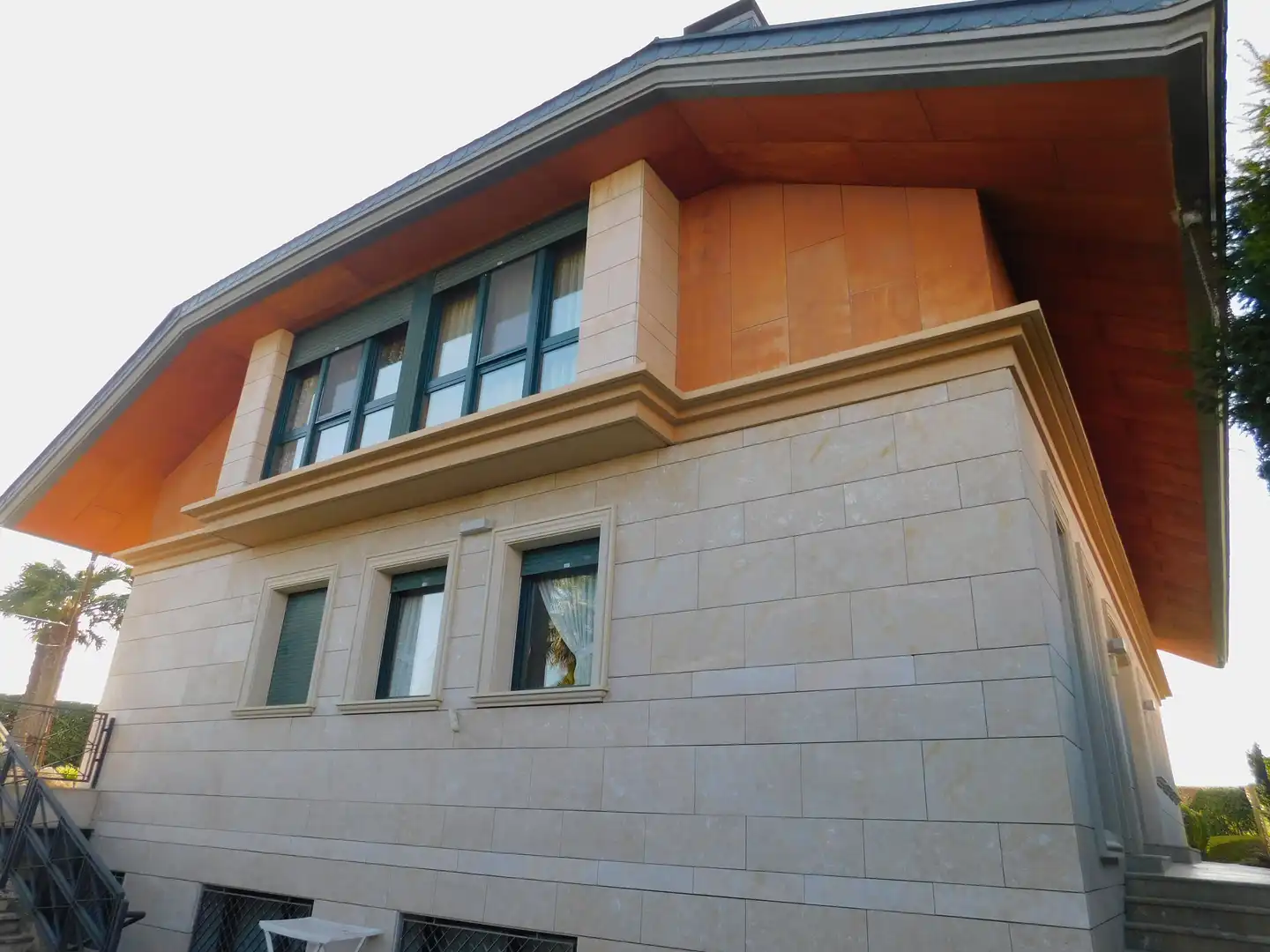 Vista exterior de Casa o chalet en venta en Zizur Mayor / Zizur Nagusia con Calefacción, Jardín privado y Terraza