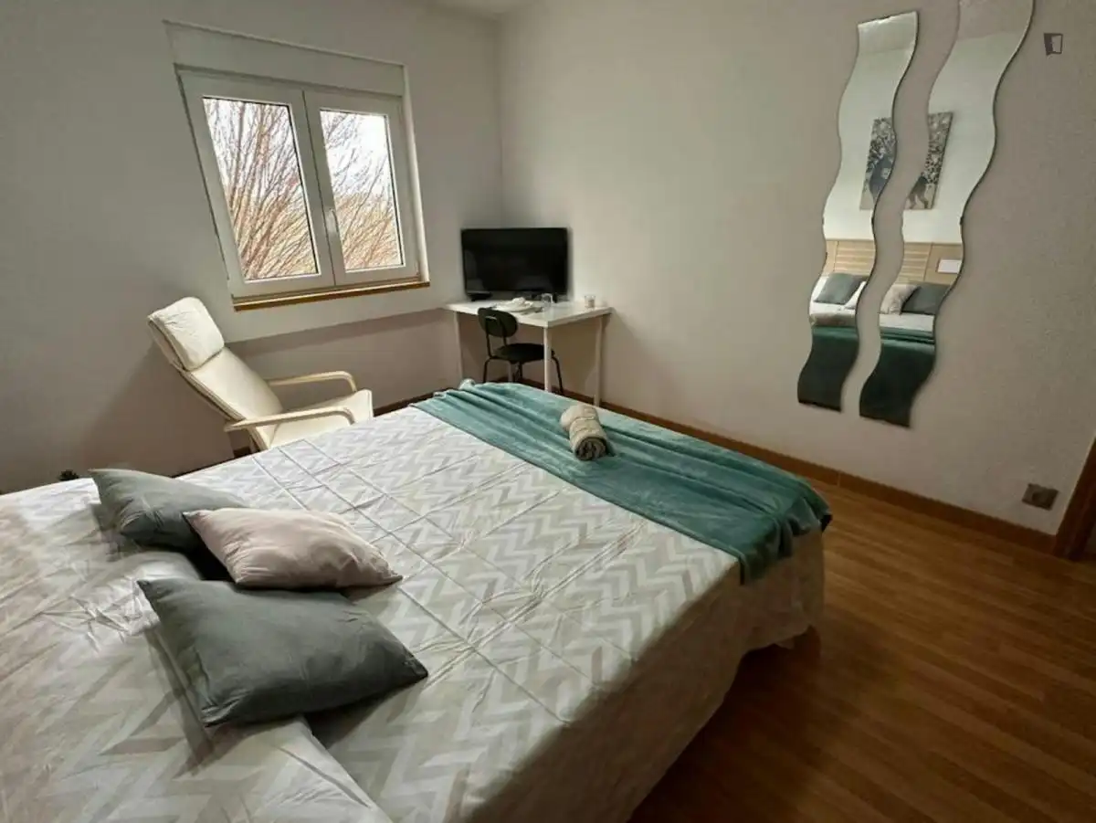 Room in Reyes Católicos