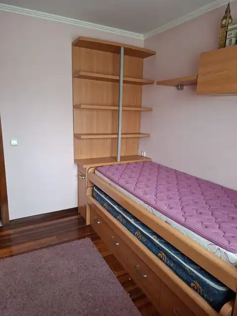 Bedroom of Flat for rent in Santiago de Compostela   with Heating and Furnished