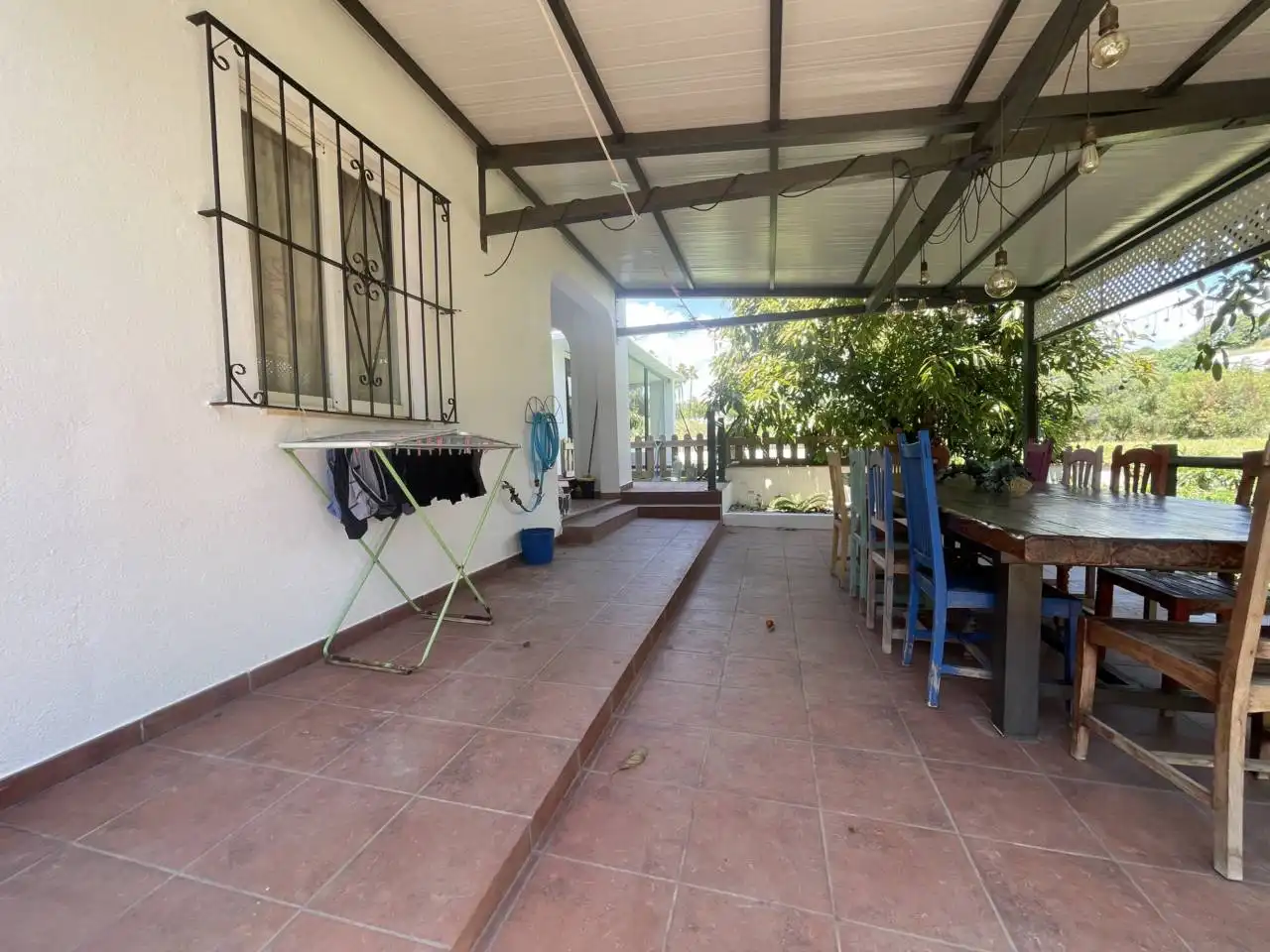 Vista exterior de Finca rústica en venda en Estepona amb Aire condicionat, Calefacció i Jardí privat