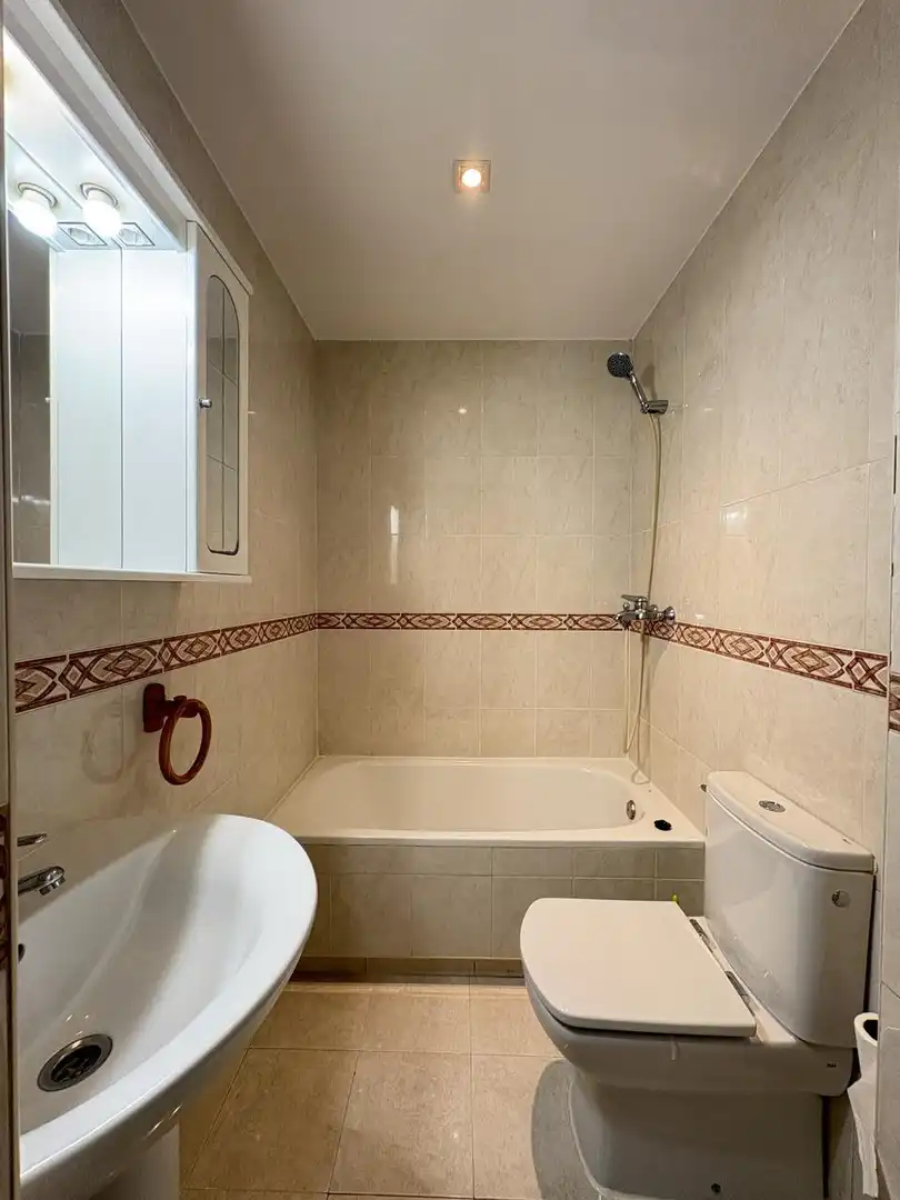 Bathroom of Flat for rent in Alcobendas  with Heating and Terrace