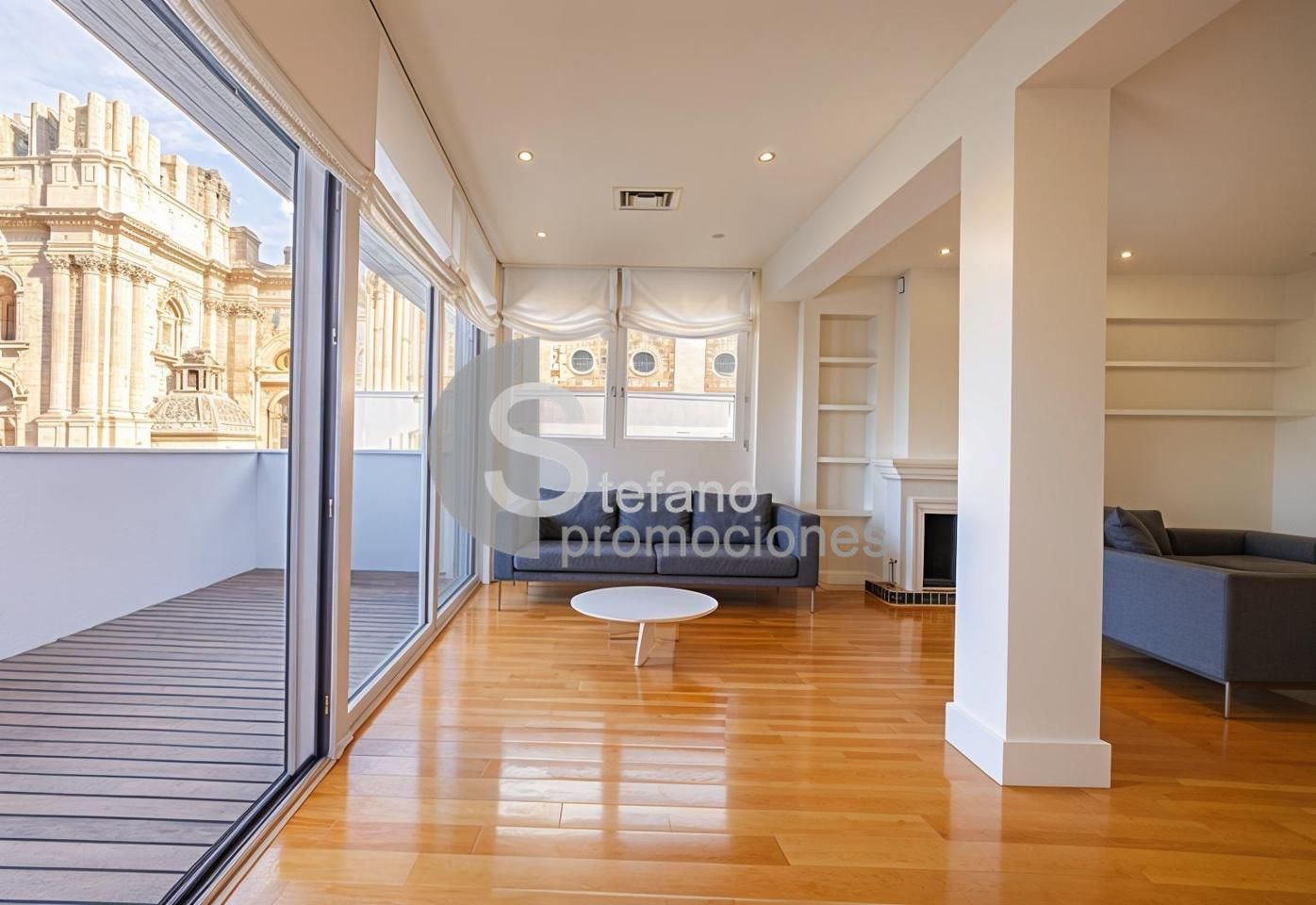 Sala de estar de Ático de alquiler en Málaga Capital con Aire acondicionado, Calefacción y Parquet