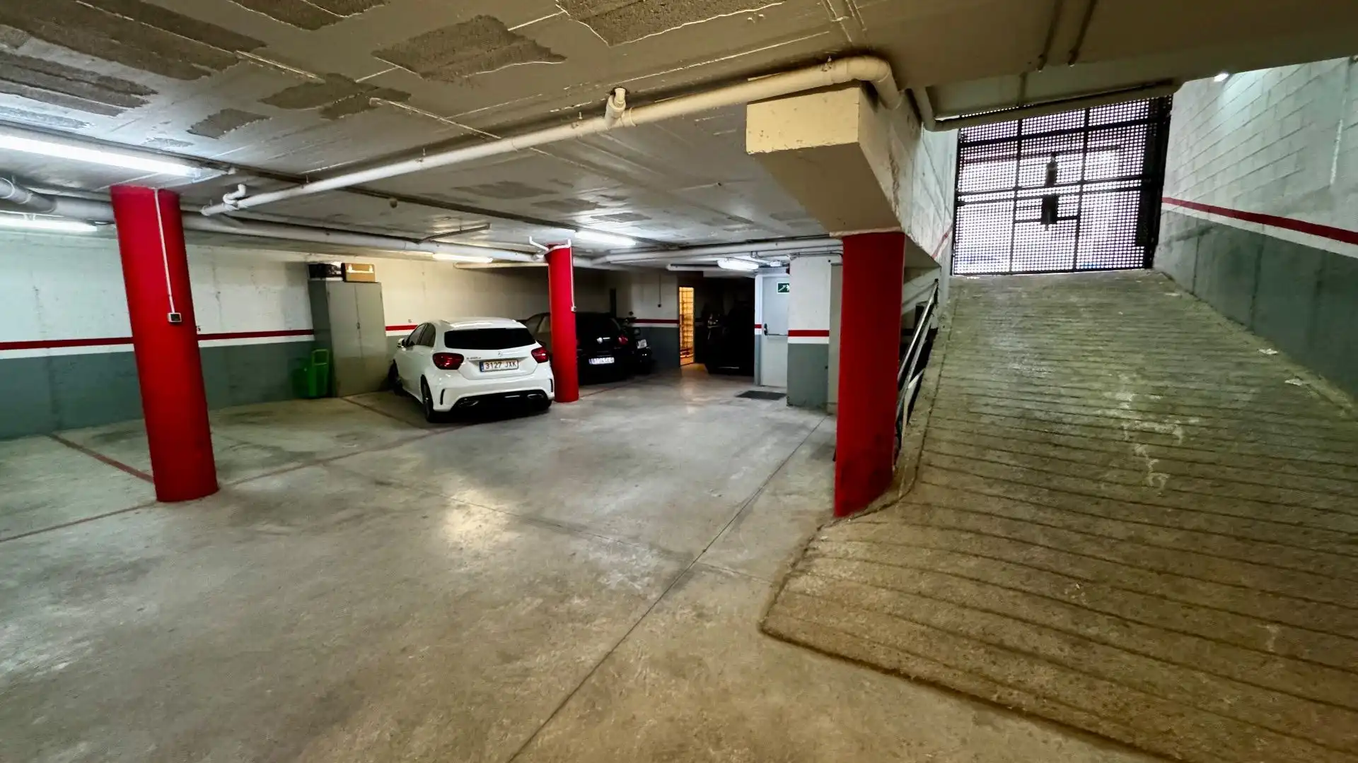 Aparcament de Pis en venda en Sabadell amb Aire condicionat, Calefacció i Terrassa