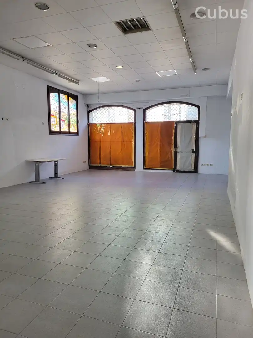 Business premises for sale in Olot