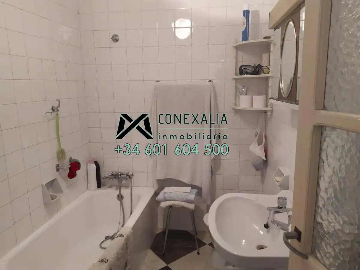 Baño de Casa o chalet en venta en Pruna con Terraza y Balcón