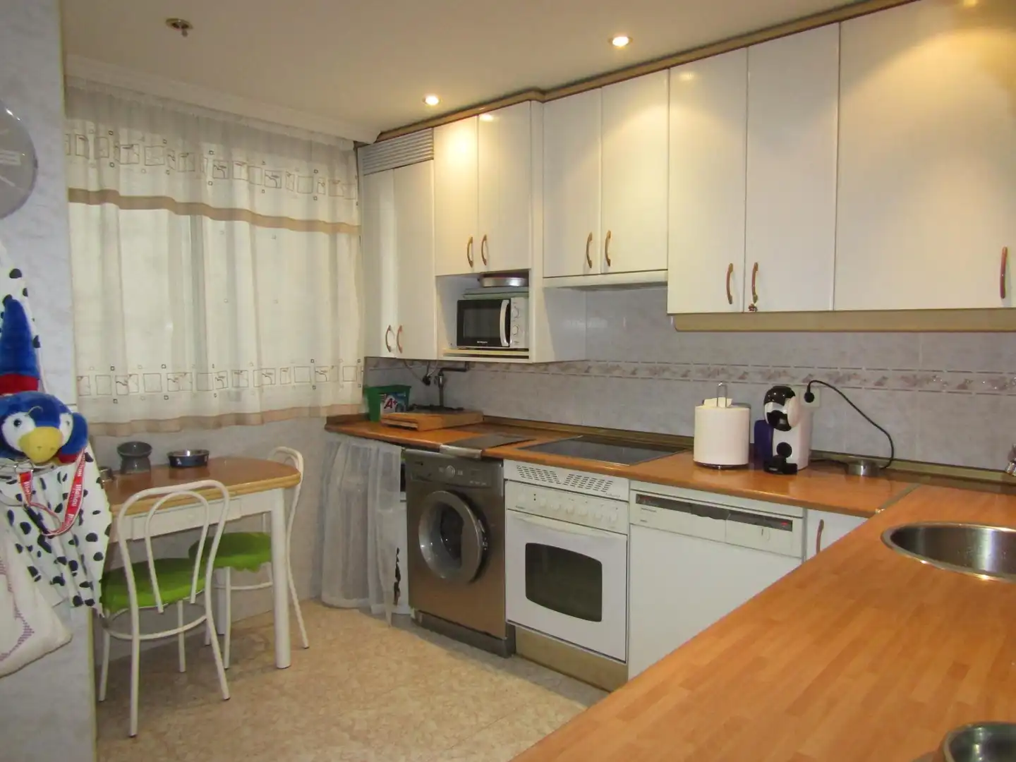 Kitchen of Flat for sale in Torrejón de Ardoz  with Air Conditioner, Heating and Parquet flooring