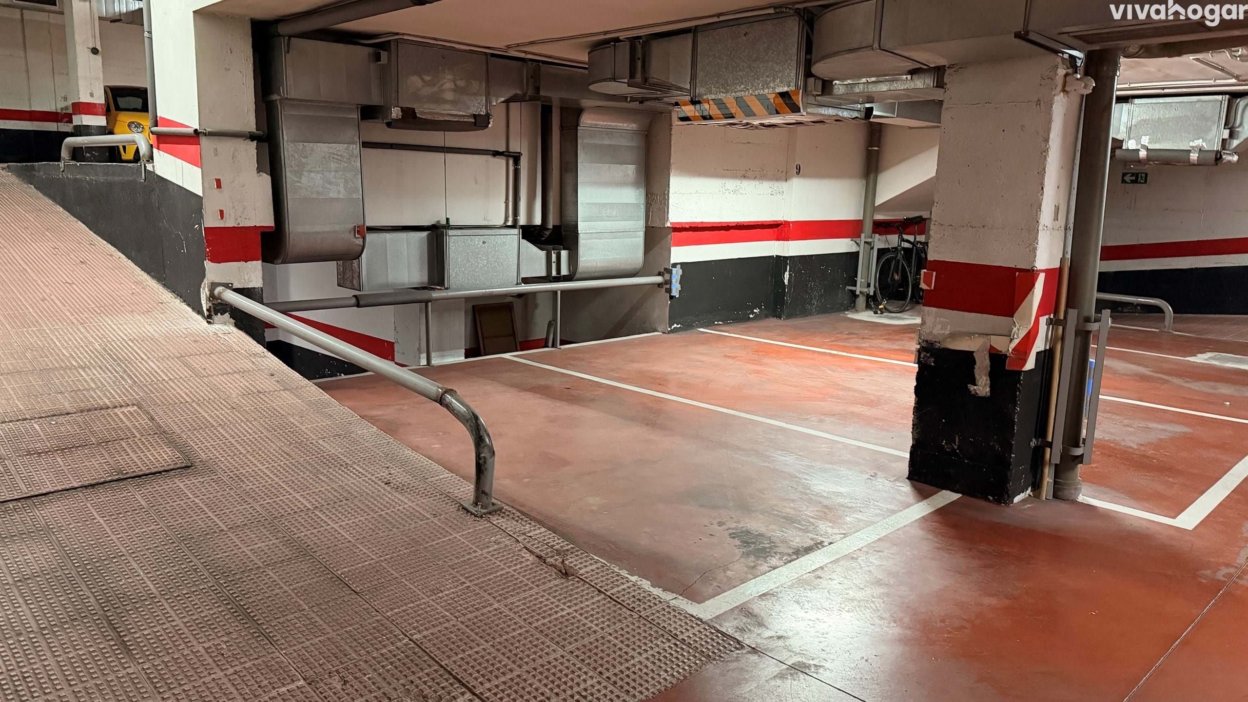 Parking of Garage for sale in  Madrid Capital