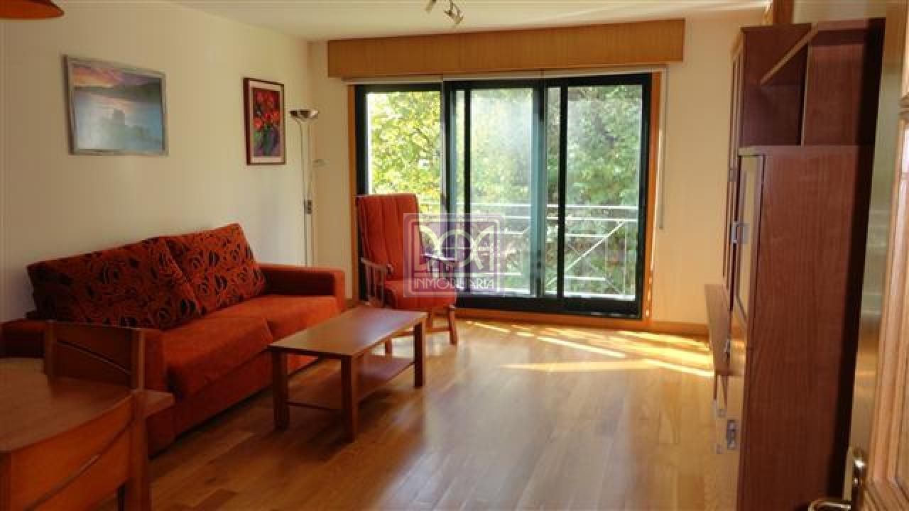 Vista exterior de Apartament en venda en Mondariz-Balneario amb Calefacció, Parquet i Moblat