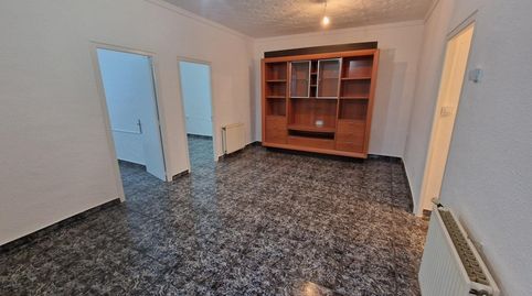 Foto 2 de Casa adosada en venta en Palau-saverdera, Girona
