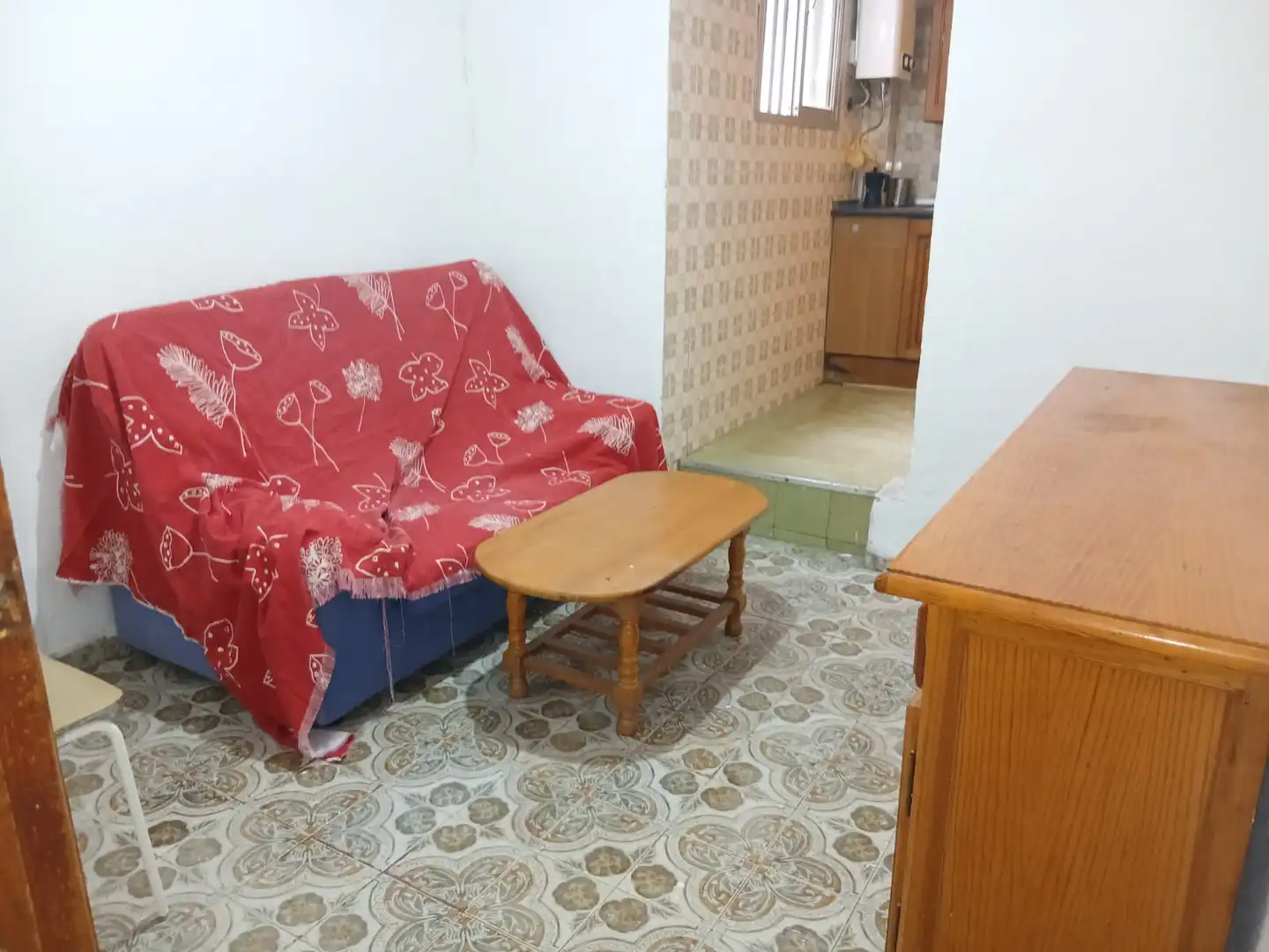 Living room of Flat for rent in Granada  with Terrace, Furnished and Washing machine